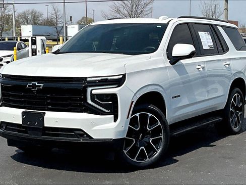 Used 2025 Chevrolet Tahoe RST w/ Comfort Package AWD/4WD image 6