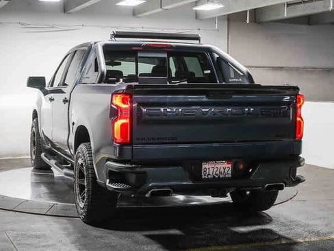 Used 2020 Chevrolet Silverado 1500 RST image 2