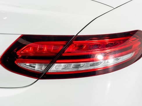 Used 2019 Mercedes-Benz C 300 4MATIC Cabriolet image 13