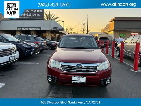 Used 2010 Subaru Forester 2.5X Premium w/ Popular Equipment Group 1A image 2