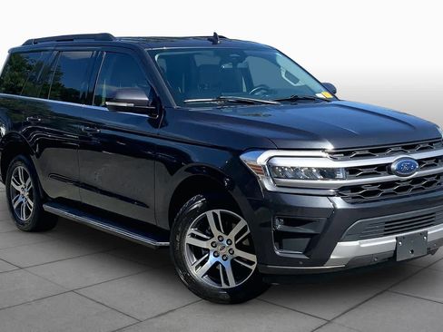 Used 2022 Ford Expedition XLT RWD image 3