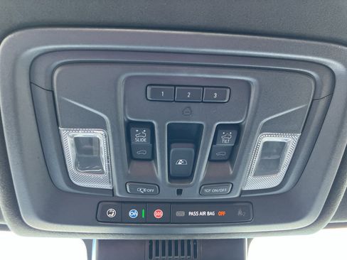 Used 2022 GMC Sierra 1500 AT4X AWD/4WD image 30
