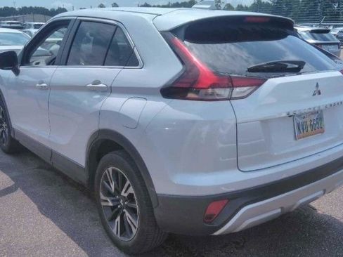 Used 2025 Mitsubishi Eclipse Cross SE AWD/4WD image 2