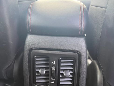 Used 2023 Dodge Durango GT AWD/4WD image 17