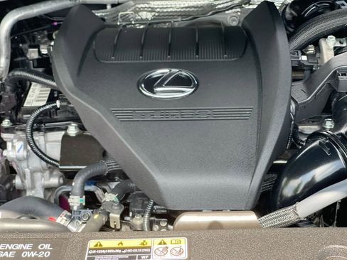 Used 2025 Lexus RX 350 AWD w/ Convenience Package image 18