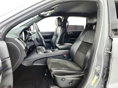 Used 2021 Jeep Grand Cherokee Laredo X AWD/4WD image 21