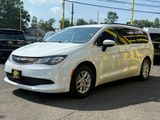 Used 2021 Chrysler Voyager Lxi image 3