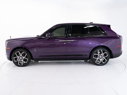 Certified 2022 Rolls-Royce Cullinan Black Badge w/ Dark Exterior Package AWD/4WD image 2