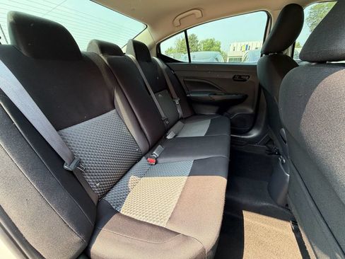 Used 2021 Nissan Versa S FWD image 25