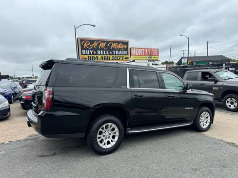 Used 2016 GMC Yukon XL SLE image 3