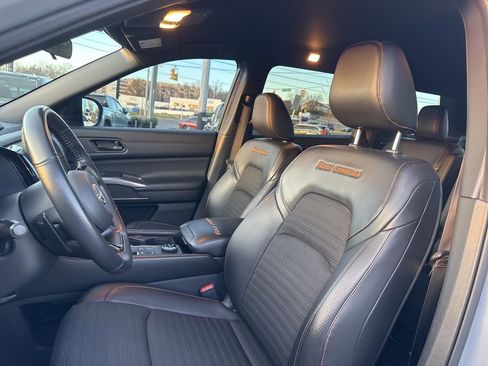 Used 2023 Nissan Pathfinder Rock Creek image 16