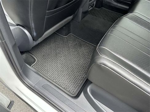 Certified 2022 Volkswagen Tiguan SE w/ Panoramic Sunroof Package image 22