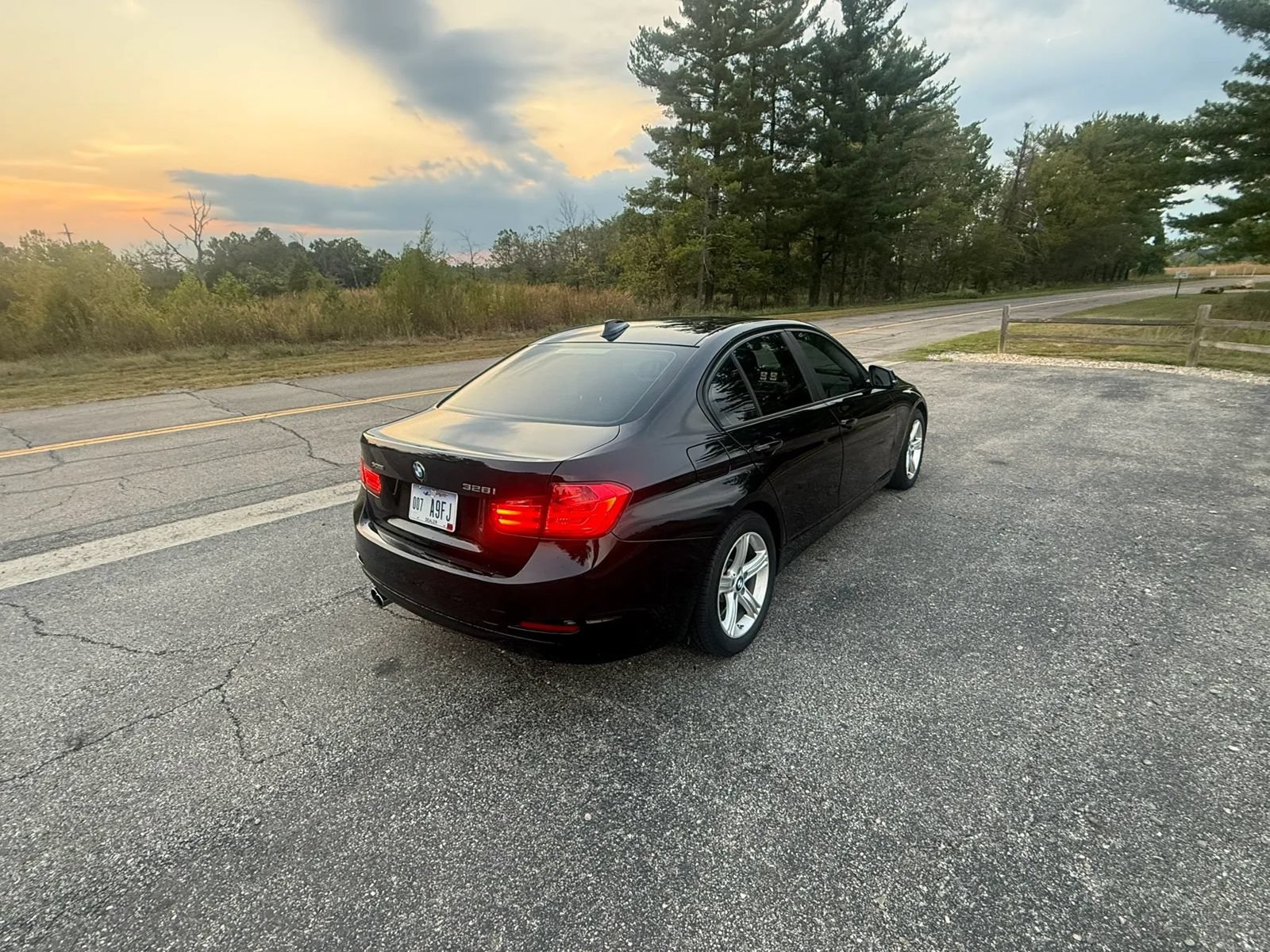 Used 2015 BMW 328i xDrive Sedan AWD/4WD image 6