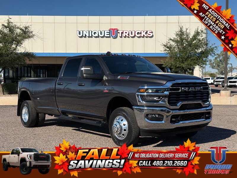 Used 2025 RAM 3500 Tradesman AWD/4WD image 5