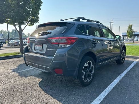 Used 2021 Subaru Crosstrek 2.5i Limited w/ Moonroof Package 1 AWD/4WD image 6