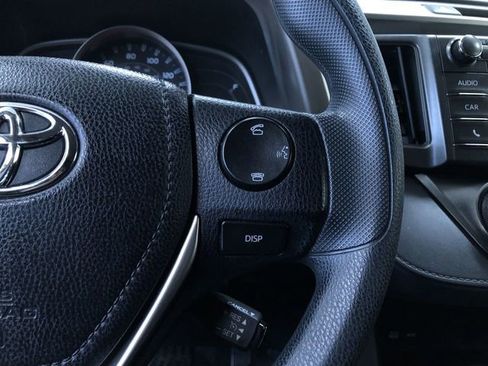 Used 2015 Toyota RAV4 LE image 27