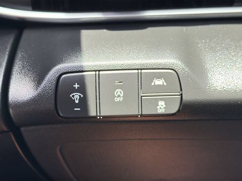 Used 2023 Hyundai Elantra SE FWD image 24