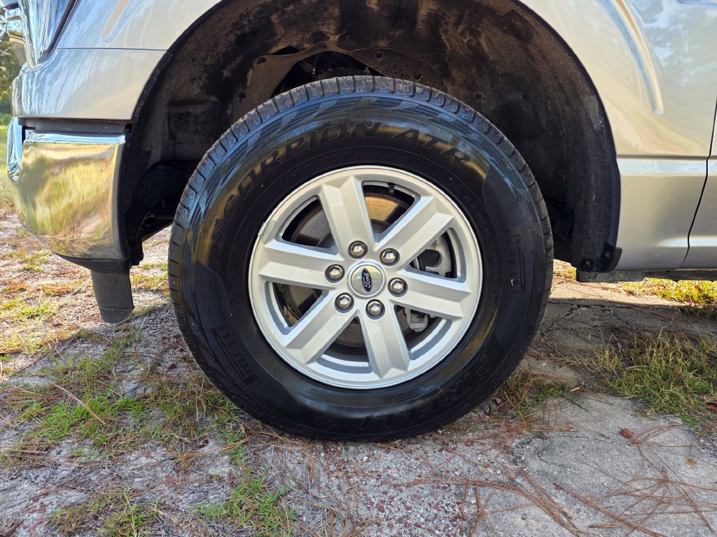 Used 2023 Ford F150 XLT AWD/4WD image 9