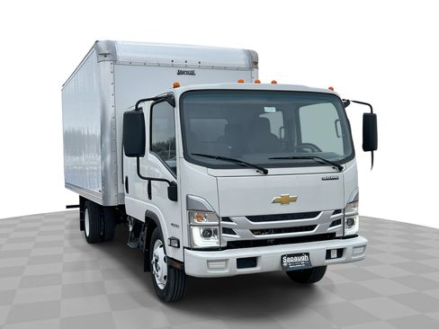 New 2024 Chevrolet Low Cab Forward image 33