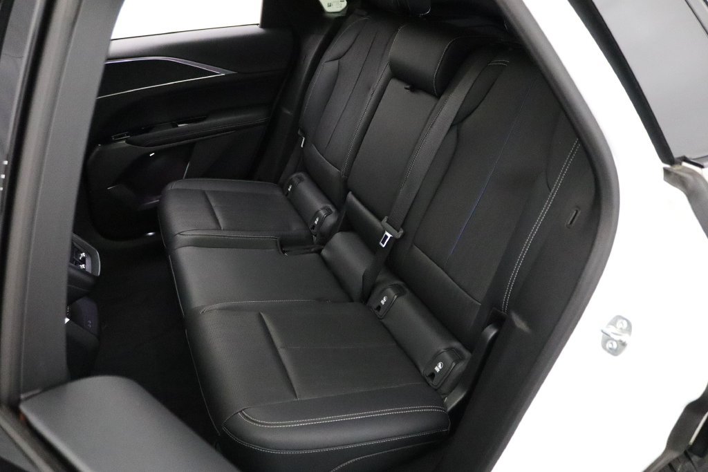 Certified 2024 Cadillac Lyriq Sport AWD/4WD image 14