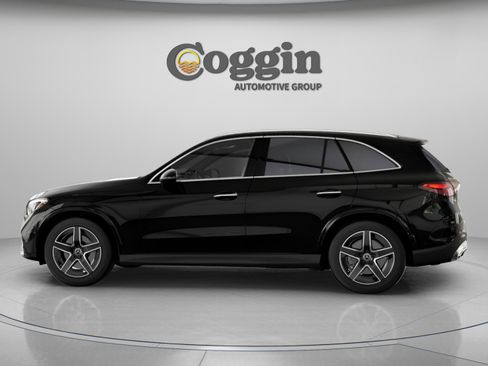 Used 2026 Mercedes-Benz GLC 300 image 7