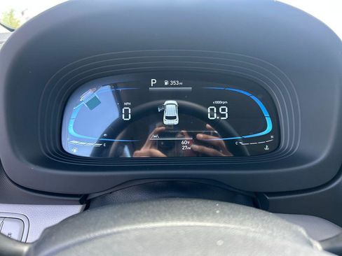 New 2026 Hyundai Venue SEL FWD image 17