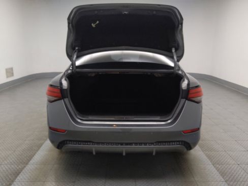 Used 2021 Nissan Sentra SV FWD image 29