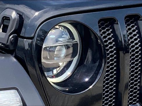 Used 2022 Jeep Wrangler Unlimited Sport AWD/4WD image 24