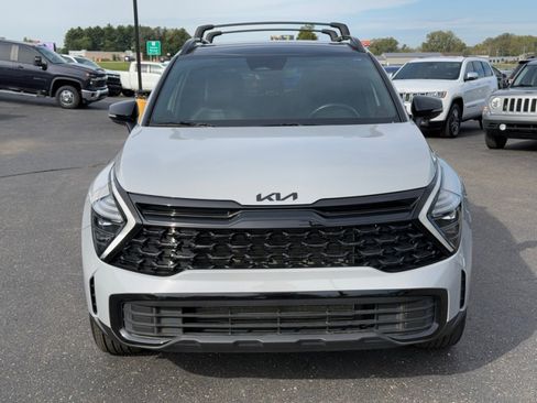 Used 2025 Kia Sportage X-Line w/ Premium Package image 3