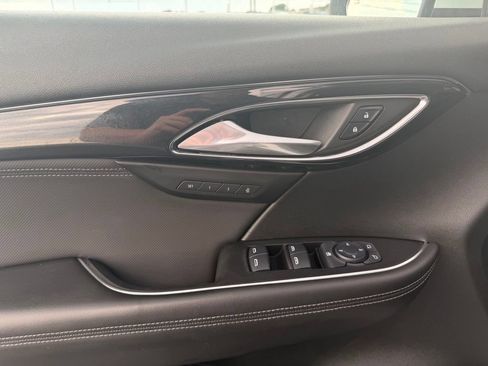 Used 2024 Buick Envision Preferred AWD/4WD image 8