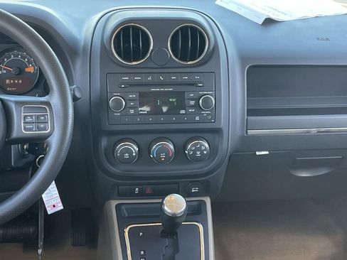 Used 2016 Jeep Patriot Sport w/ Power Value Group image 14