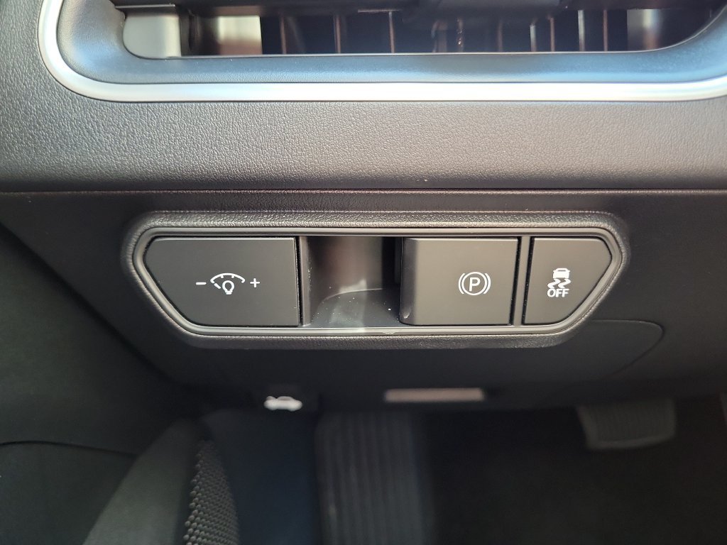 New 2026 Kia K4 FWD image 23