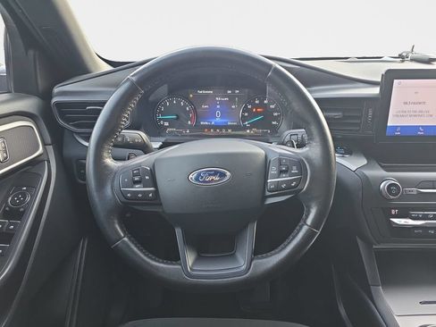 Used 2020 Ford Explorer XLT w/ Class III Trailer Tow Package AWD/4WD image 11