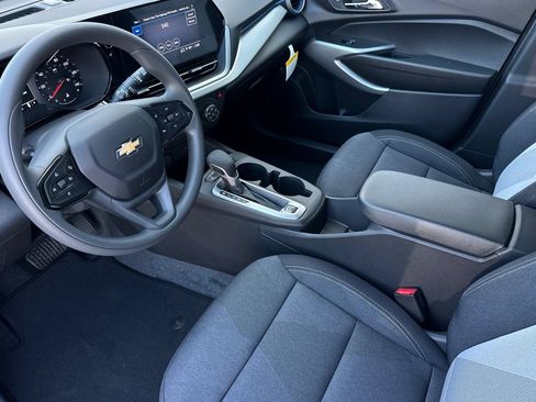 New 2026 Chevrolet Trax LS w/ LS Convenience Package FWD image 10