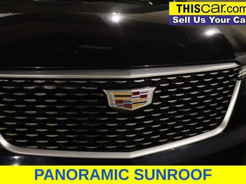 Used 2022 Cadillac XT6 Premium Luxury FWD image 12