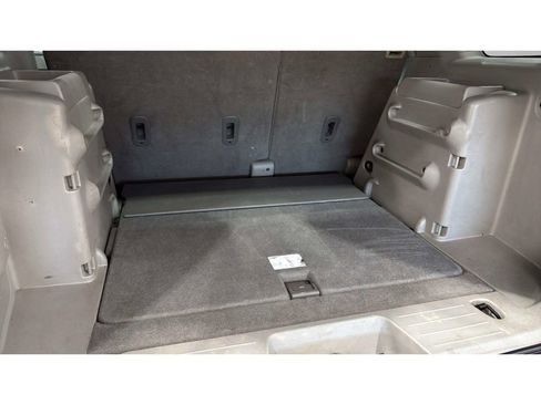 Used 2005 Chevrolet Equinox LS w/ Preferred Equipment Group AWD/4WD image 8
