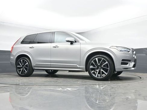 Used 2023 Volvo XC90 B6 Plus AWD/4WD image 37