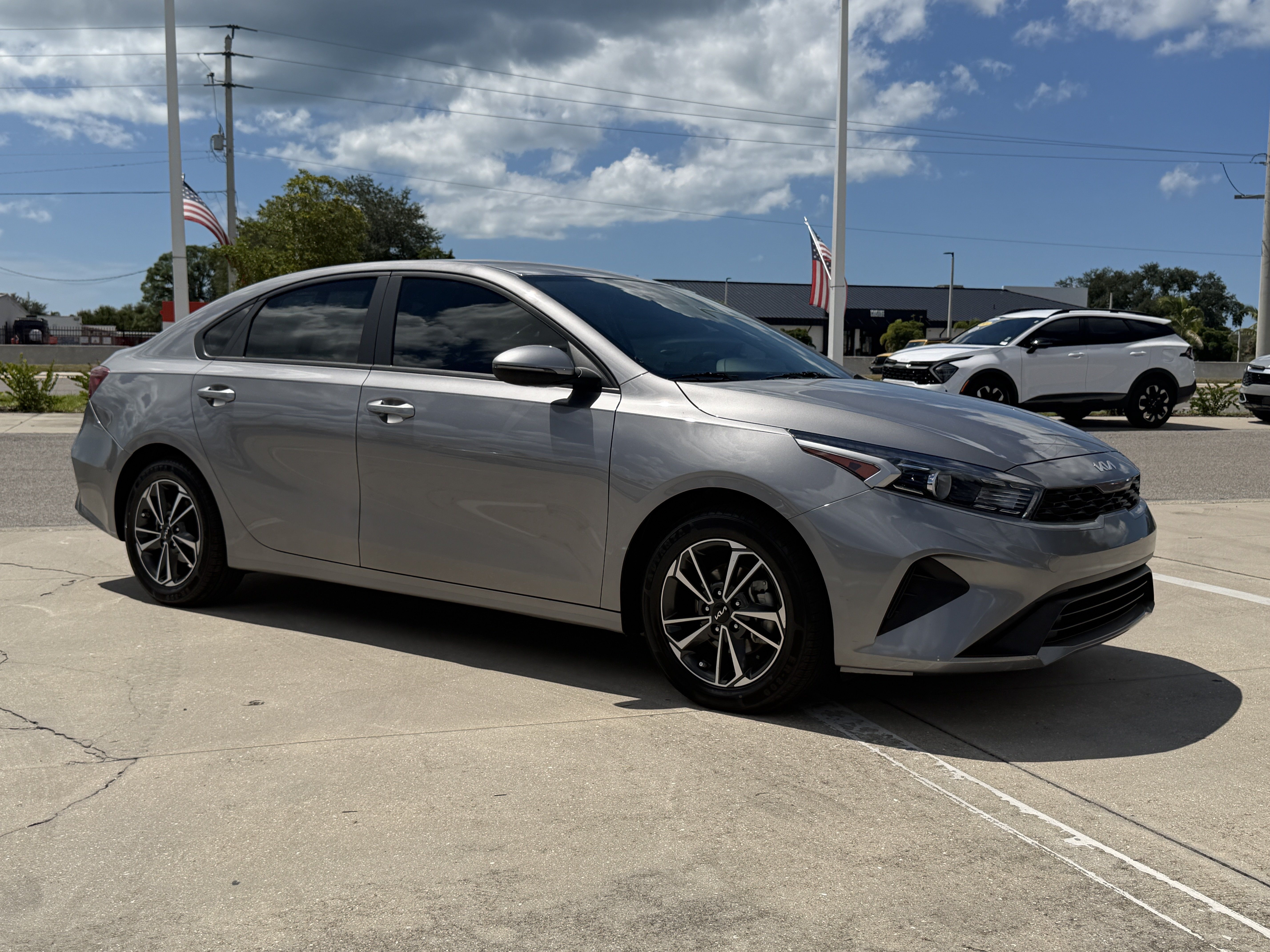 Certified 2023 Kia Forte LXS w/ LXS Technology Package FWD image 8