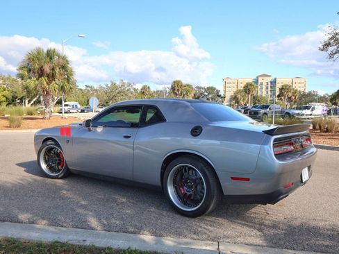 Used 2015 Dodge Challenger SRT Hellcat image 30