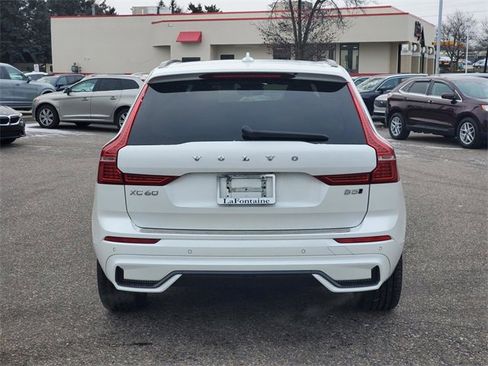 Certified 2023 Volvo XC60 B5 Ultimate w/ Climate Package image 5