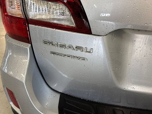 Used 2016 Subaru Outback 2.5i Limited AWD/4WD image 10