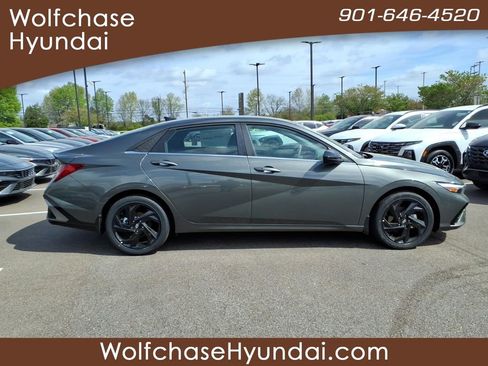 New 2026 Hyundai Elantra SEL Sport Premium FWD image 6