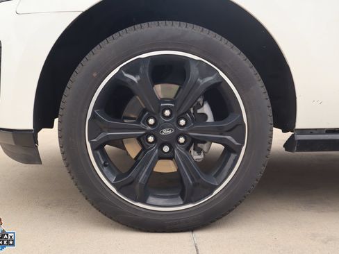 Certified 2024 Ford Expedition Limited AWD/4WD image 10