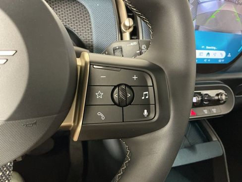 Certified 2025 MINI Cooper Countryman S w/ Comfort Package Max image 14