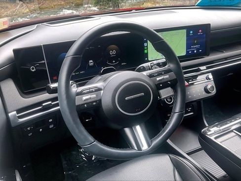 Used 2025 Hyundai Tucson Limited image 17