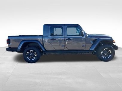 New 2026 Jeep Gladiator Rubicon w/ Steel Power Dome Hood Package