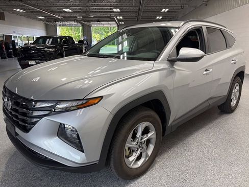 Used 2024 Hyundai Tucson SEL AWD/4WD image 3