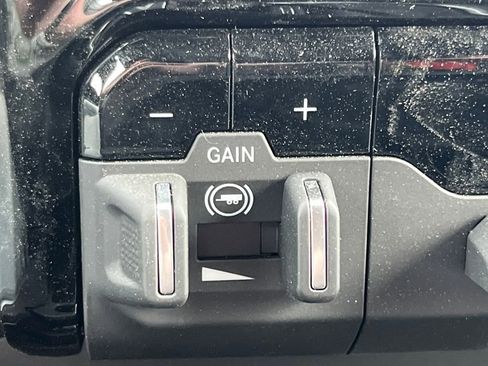 New 2025 RAM 2500 Big Horn image 16