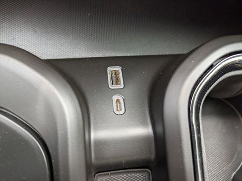 Used 2023 GMC Sierra 1500 AT4 w/ AT4 Premium Package image 22