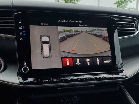New 2026 Jeep Grand Wagoneer Limited AWD/4WD image 28